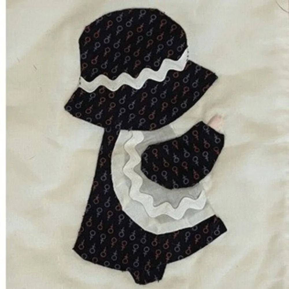 Handmade Sunbonnet Sue Crib Quilt Pink White Patchwork Applique Baby Blanket